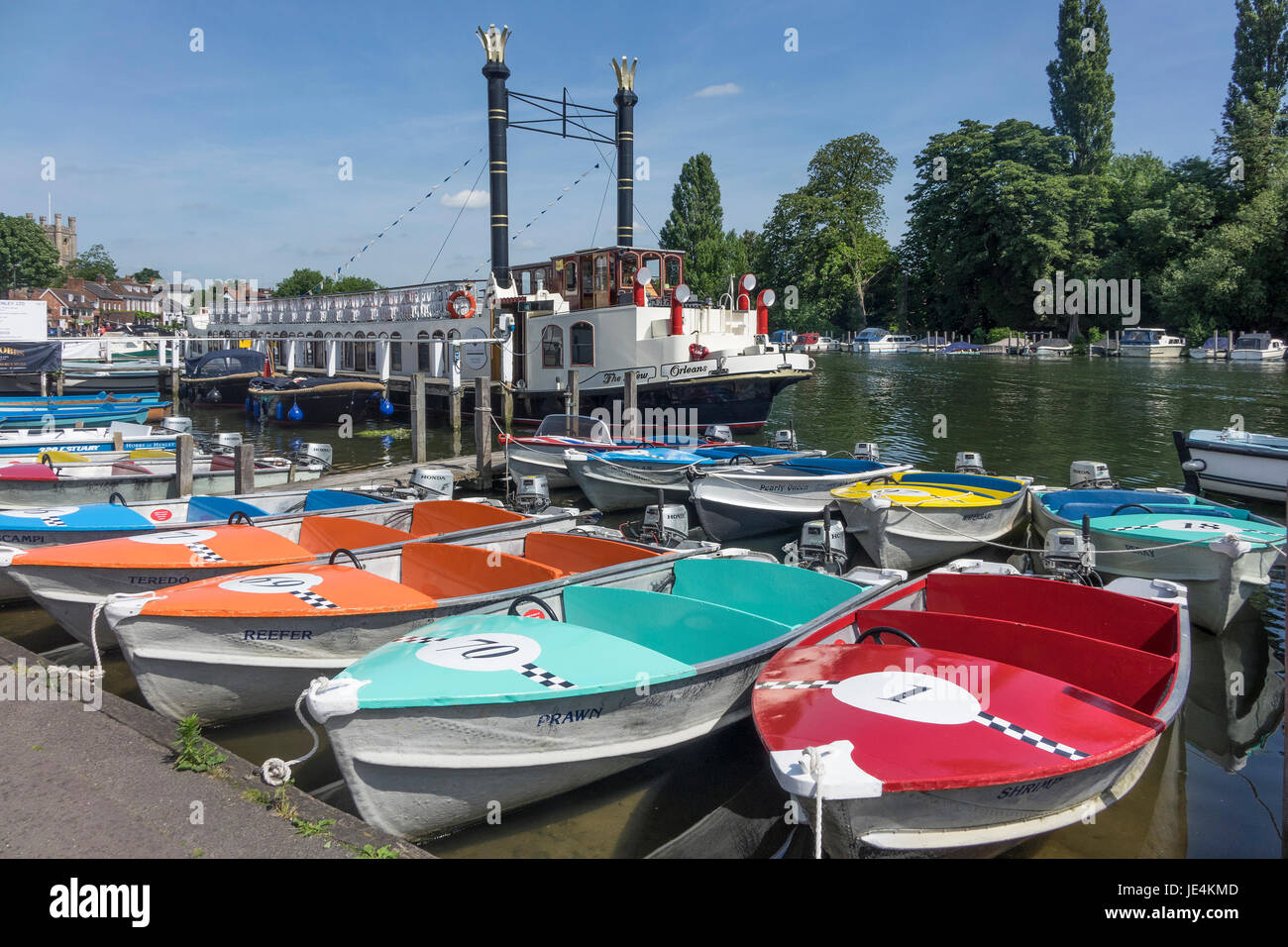 England, Oxfordshire, Henley, River Thames boatyard Stock Photo