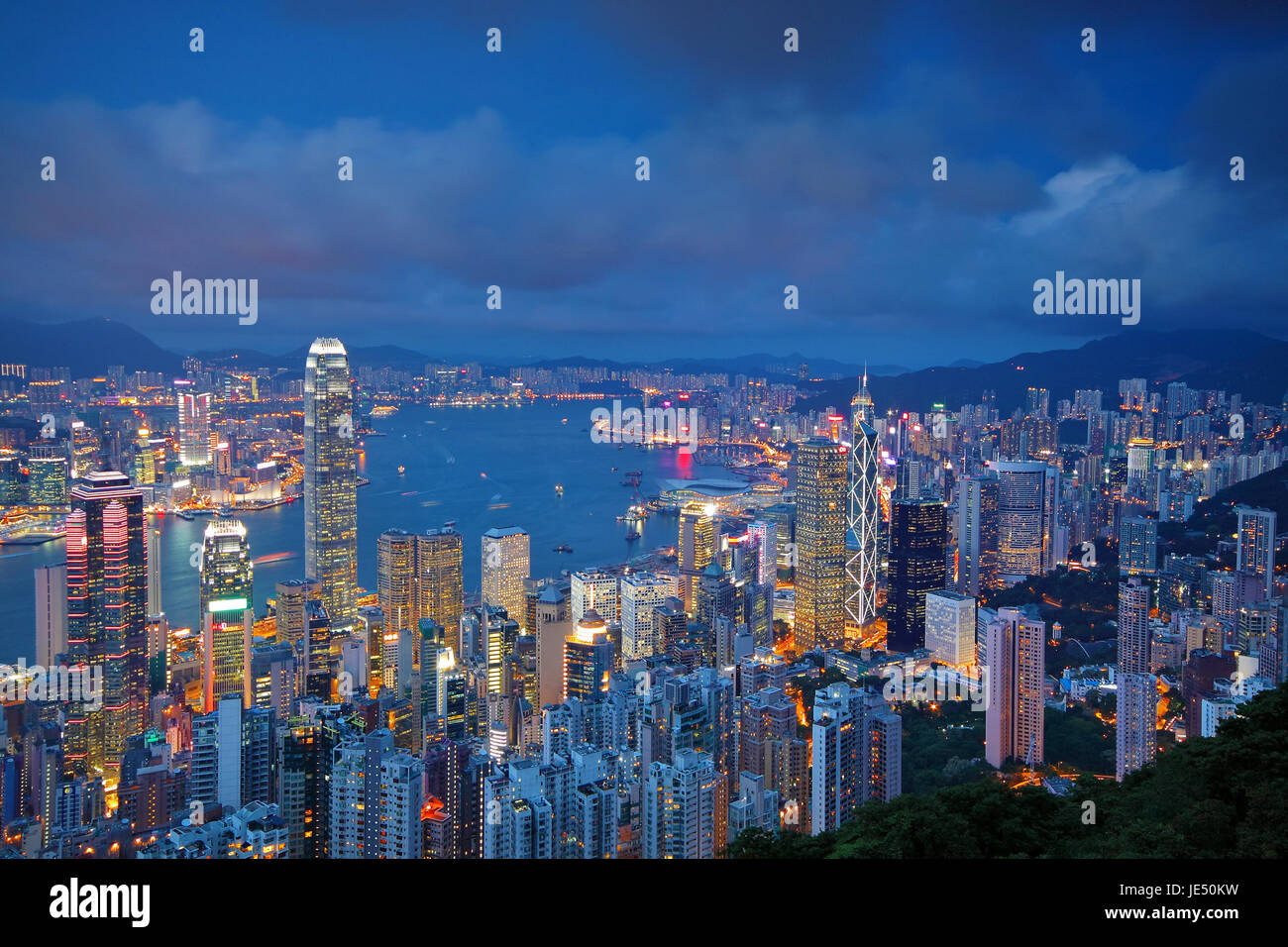 Hong Kong skyline from Victoria Peak at sunrise Stock Photo - Alamy