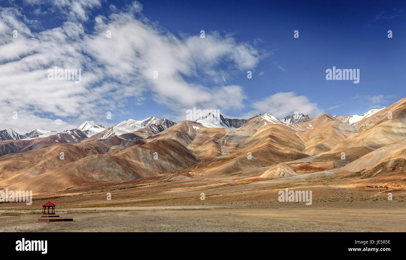 Himalayan mountains by Pangong Tso lake in Ladakh province of Kashmir, India Stock Photo