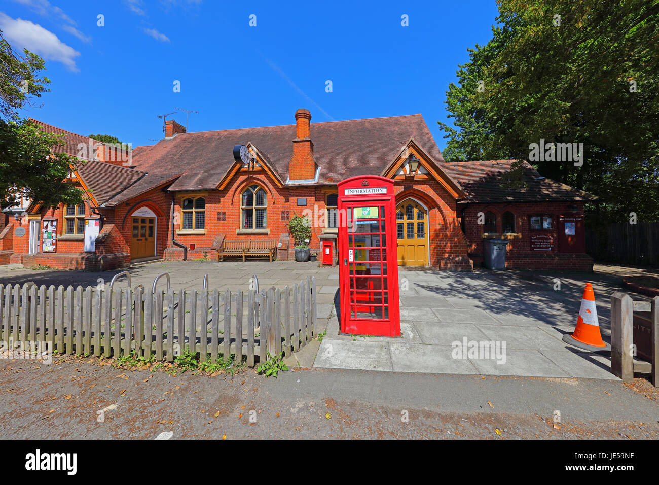 Pearson hall in the quiet rural village of Sonning on Thames with its commemoration clock and leaded windows with a distinct Victorian air to it. Stock Photo