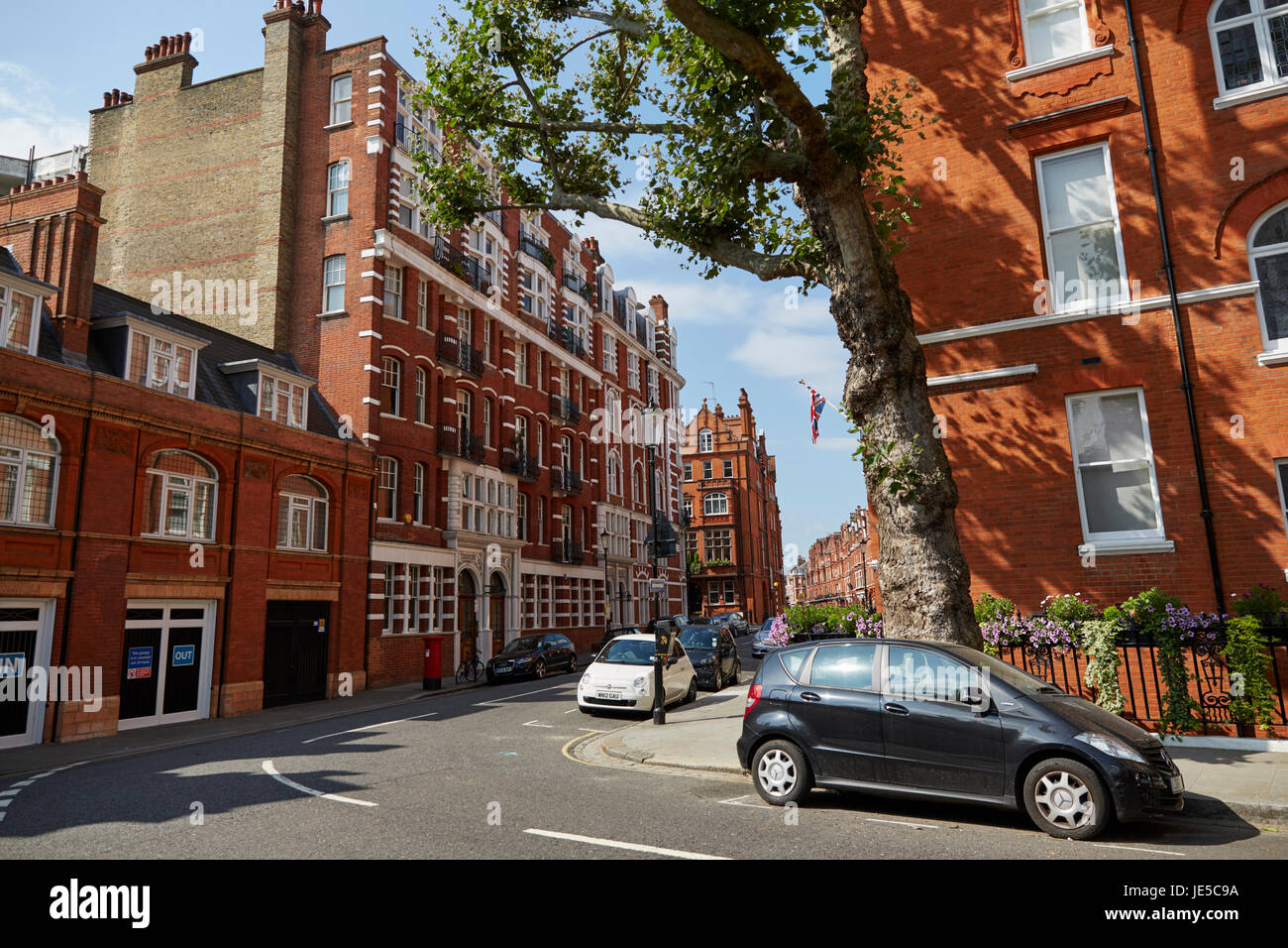 Cadogan Gardens, London, UK Stock Photo Alamy