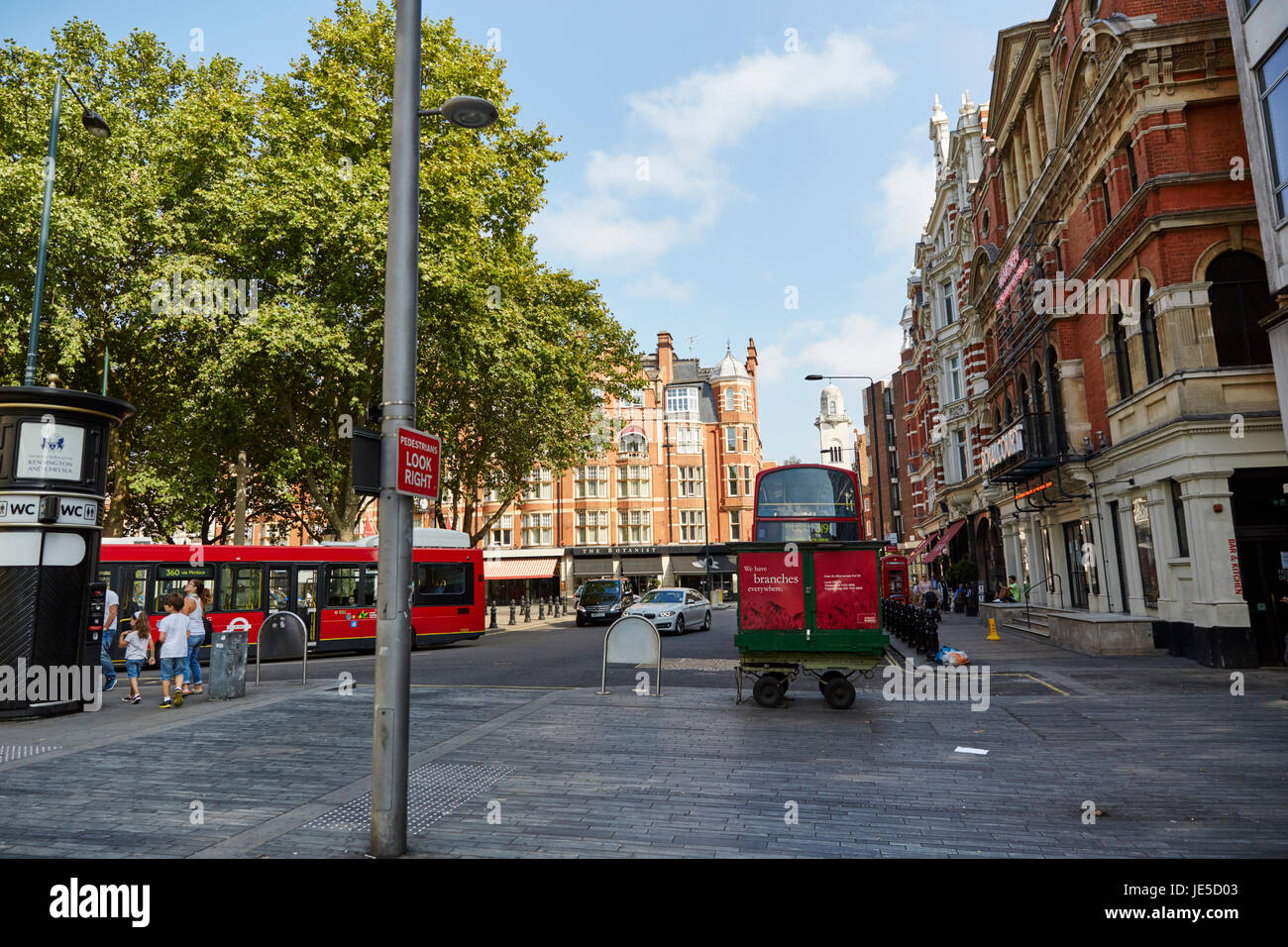 Sloane Square, London, UK Stock Photo Alamy