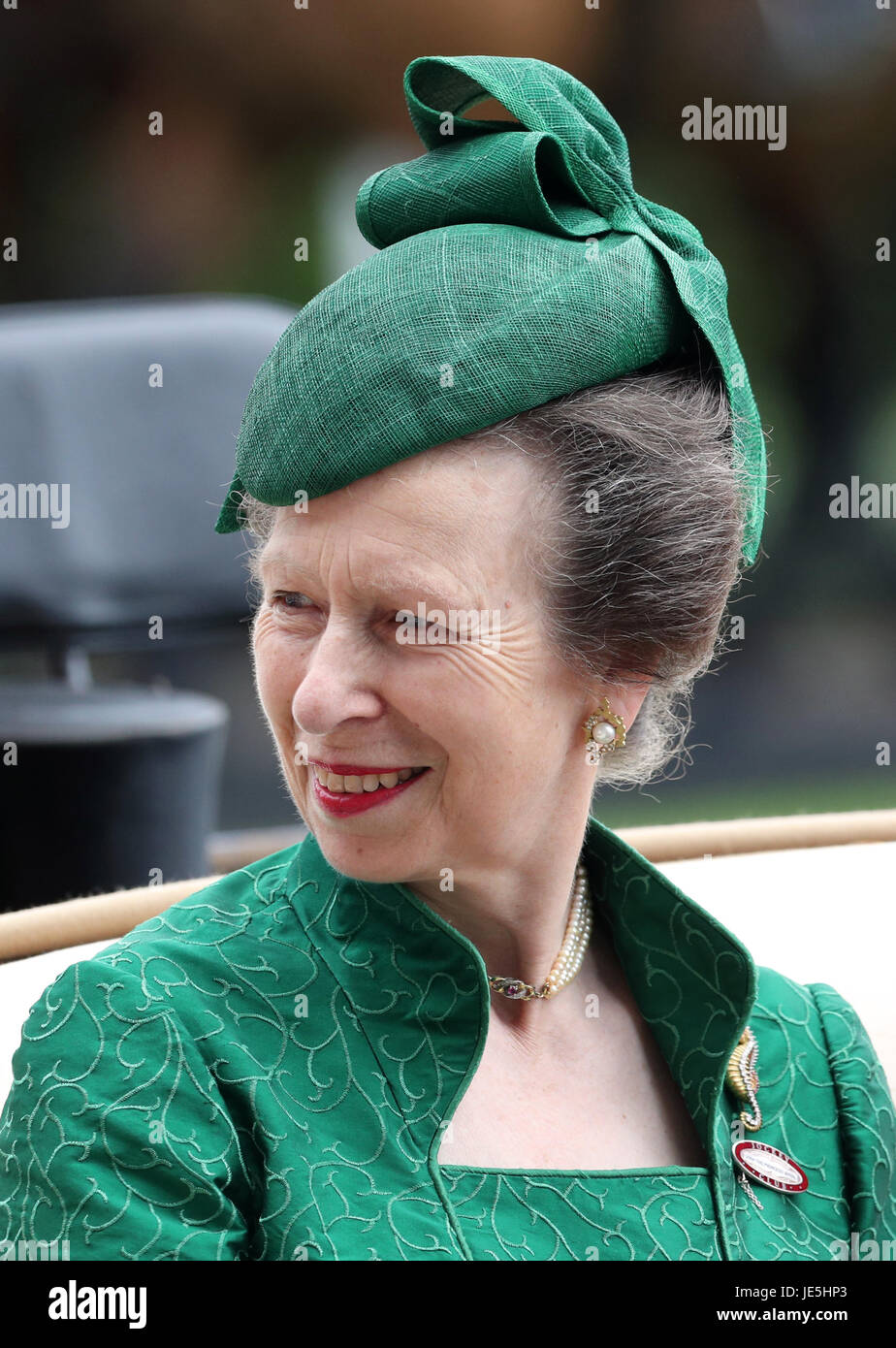 Princess anne royal ascot ascot hi-res stock photography and images - Alamy