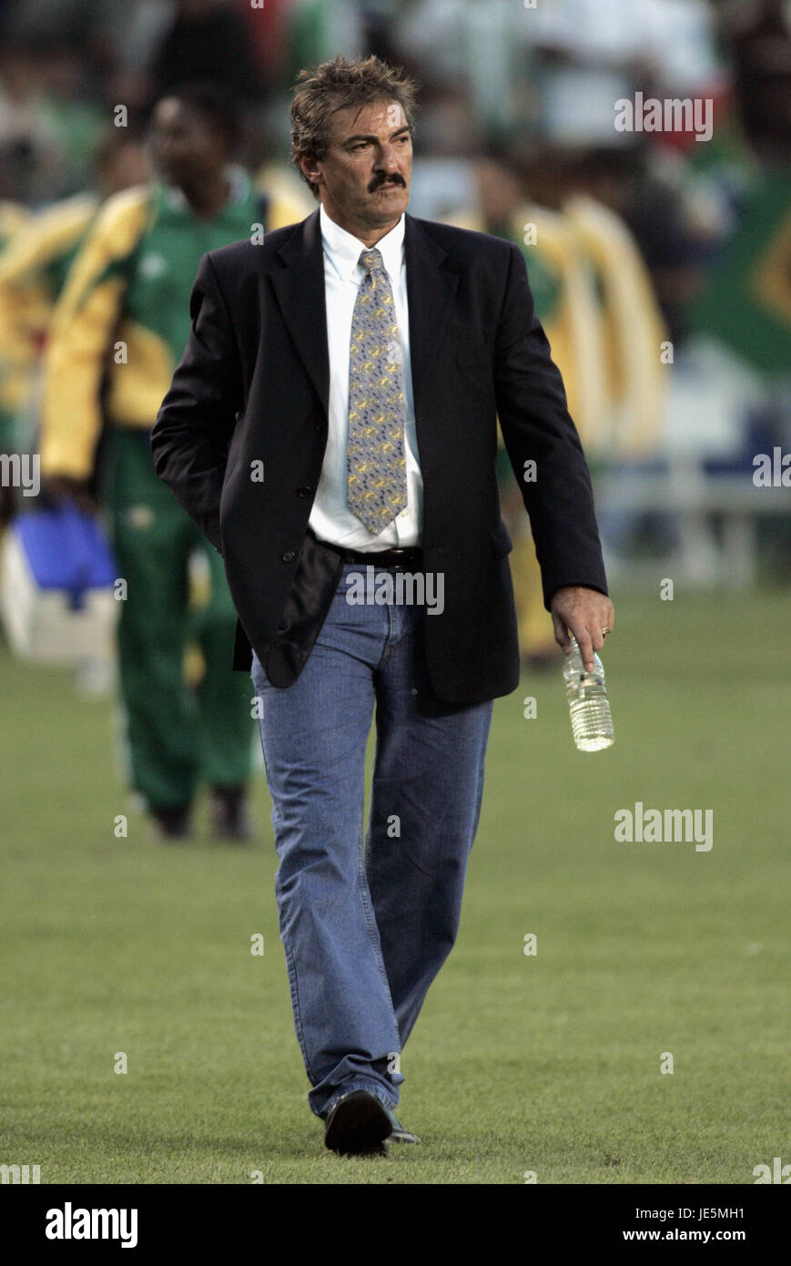 RICARDO LAVOPLE MEXICO MANAGER HOME DEPOT CENTRE CARSON LA USA 08 July