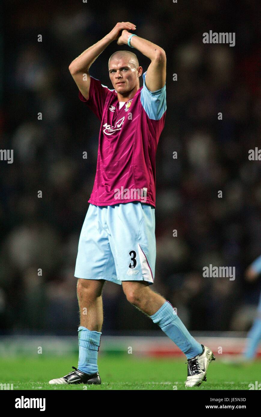 PAUL KONCHESKY WEST HAM UNITED FC EWOOD PARK BLACKBURN ENGLAND 10