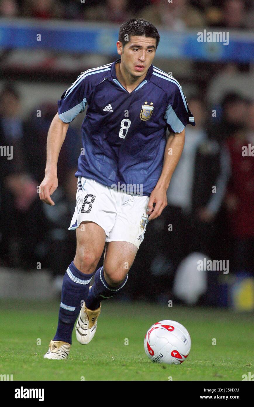 JUAN ROMAN RIQUELME ARGENTINA & FC BARCELONA STADE DE GENEVE