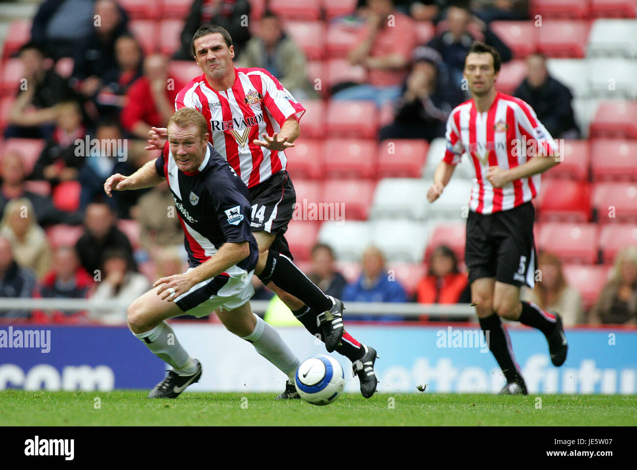 STEVE WATSON & TOMMY MILLER SUNDERLAND V WEST BROM STADIUM OF LIGHT
