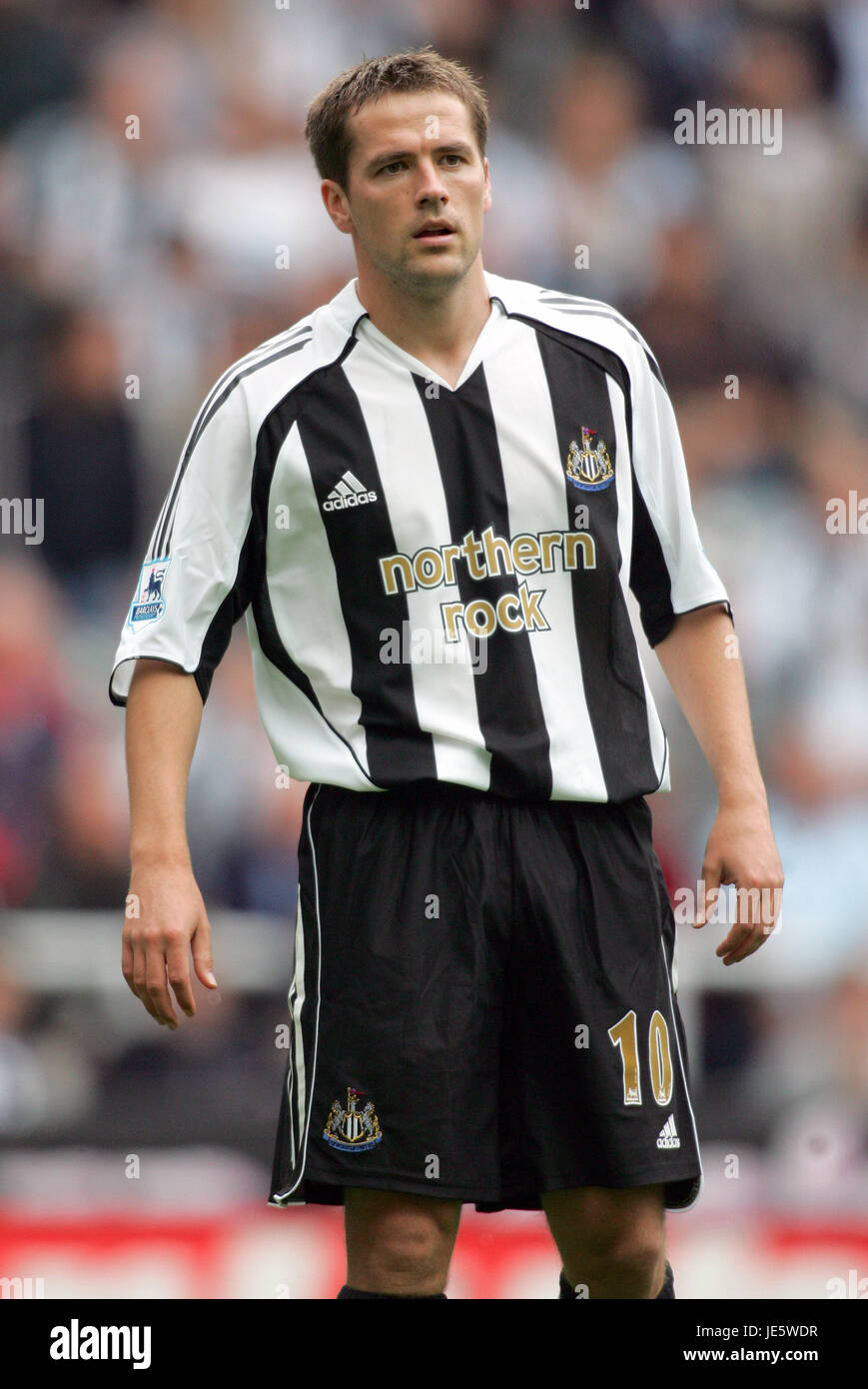 MICHAEL OWEN NEWCASTLE UNITED FC ST JAMES PARK NEWCASTLE ENGLAND