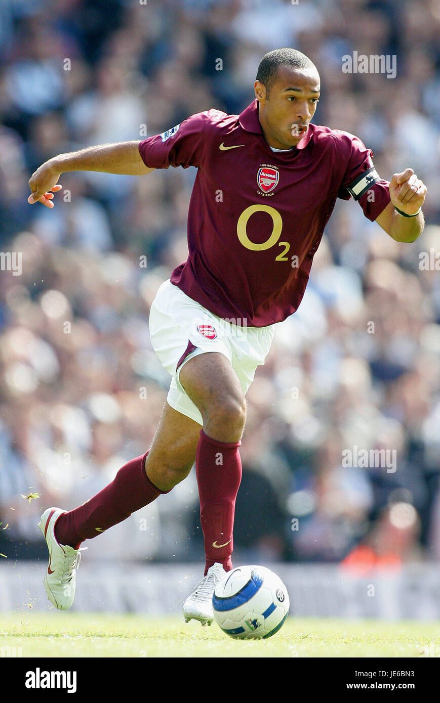 THIERRY HENRY ARSENAL FC HIGHBURY LONDON ENGLAND 14 August 2005 Stock Photo  - Alamy