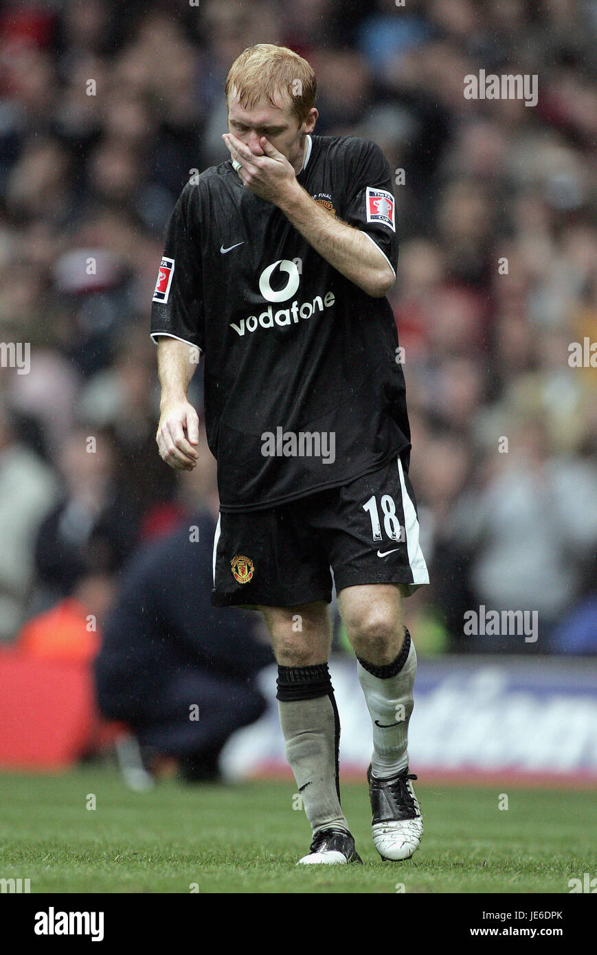Manchester united 2005 dejected hi-res stock photography and images - Alamy