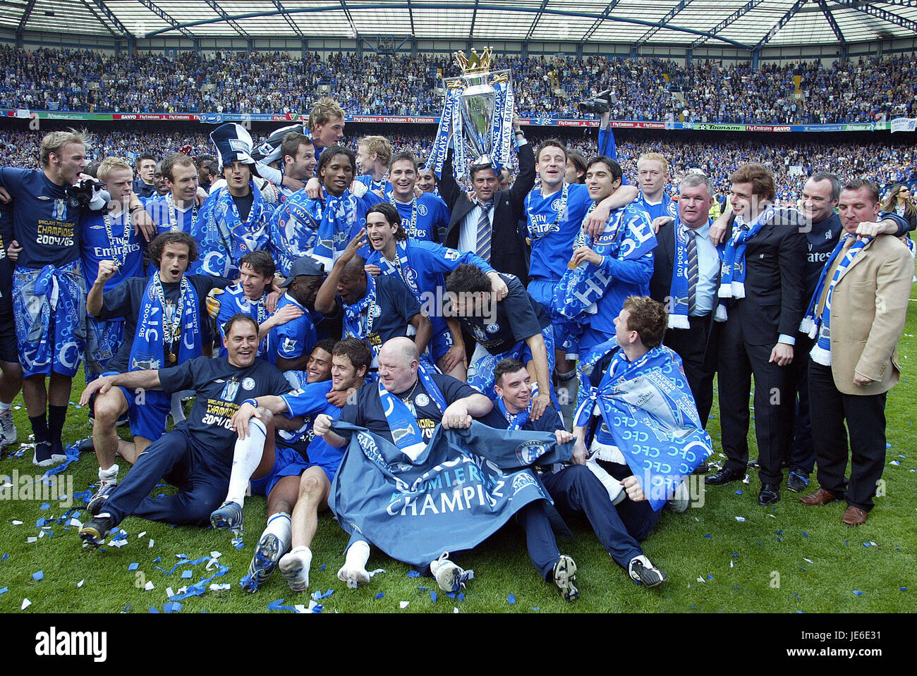 CHELSEA PREMIERSHIP CHAMPIONS CHELSEA CHAMPIONS 2004-2005 CHELSEA PREMIERSHIP CHAMPIONS CHELSEA CHAMPIONS 2004-2005