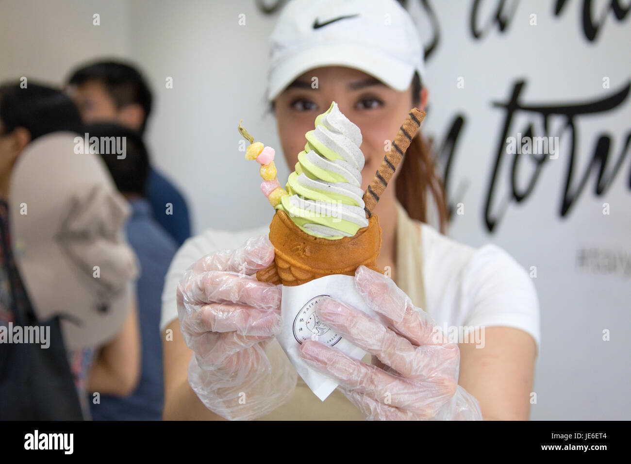 Taiyaki NYC, Japanese Ice Cream, Chinatown, New York Stock Photo Alamy