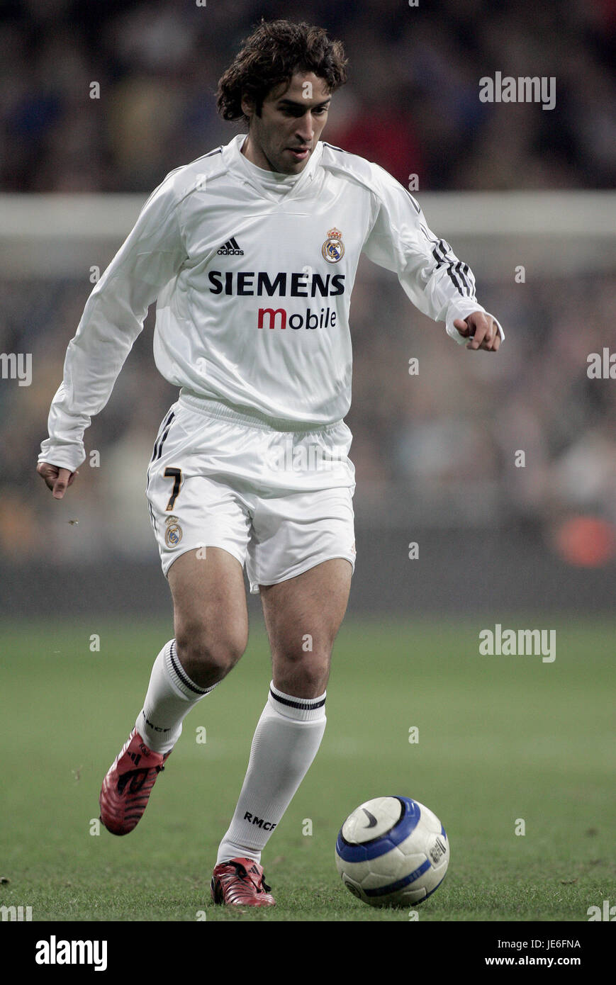 RAUL REAL MADRID CF SANTIAGO BERNABEU MADRID SPAIN 19 February