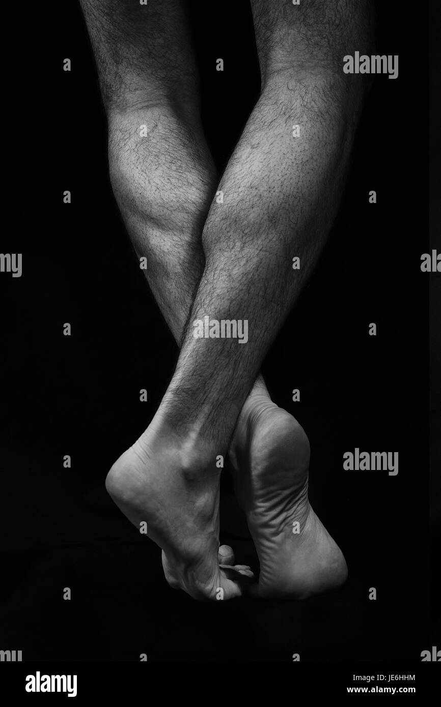Nude Muscular Legs