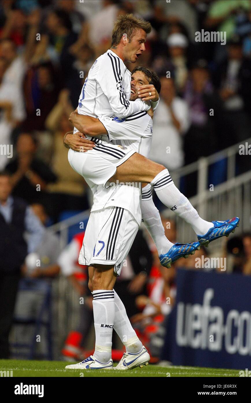 BECKHAM & RUUD VAN NISTELROOY REAL MADRID V DYNAMO KIEV THE BERNABEU ...