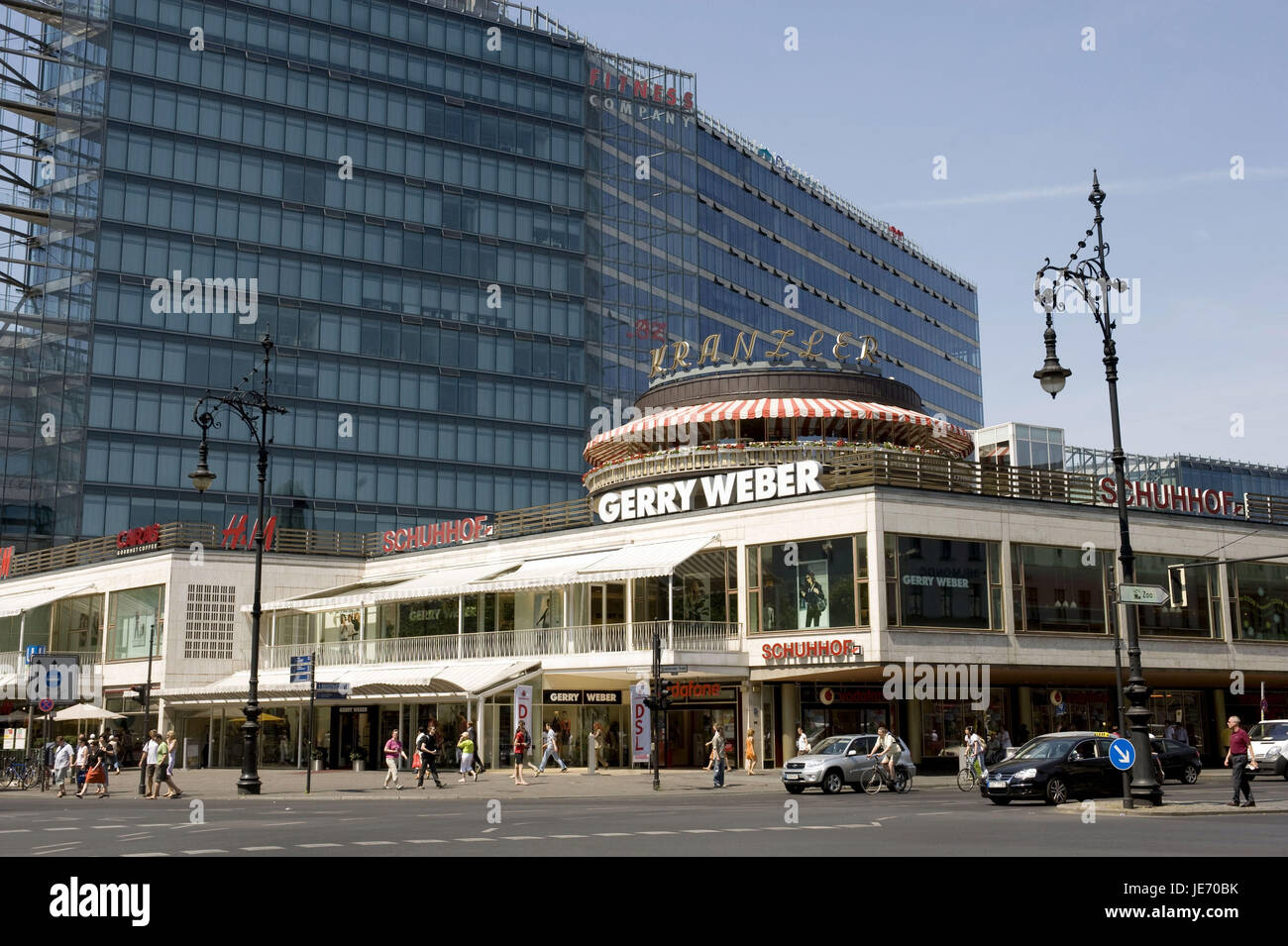 Berlin shops hi-res stock photography and images - Page 26 - Alamy