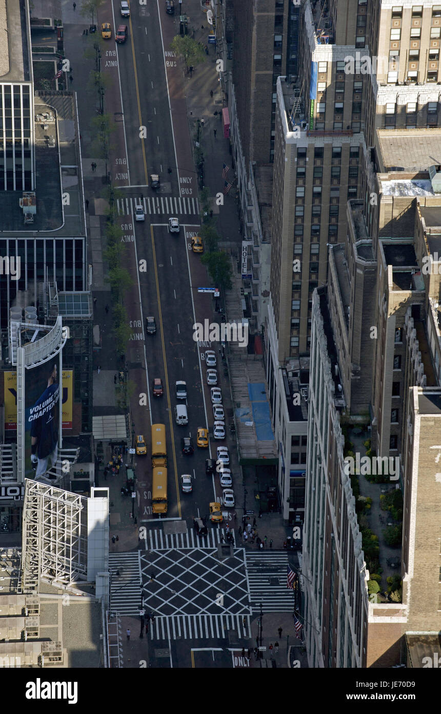 The USA, America, New York, view of the empire State Building in the street gulches of Manhattan, Stock Photo