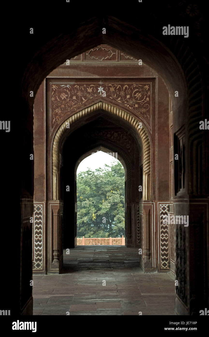India, Uttar Pradesh, Agra, the Taj Mahal, archway, Stock Photo