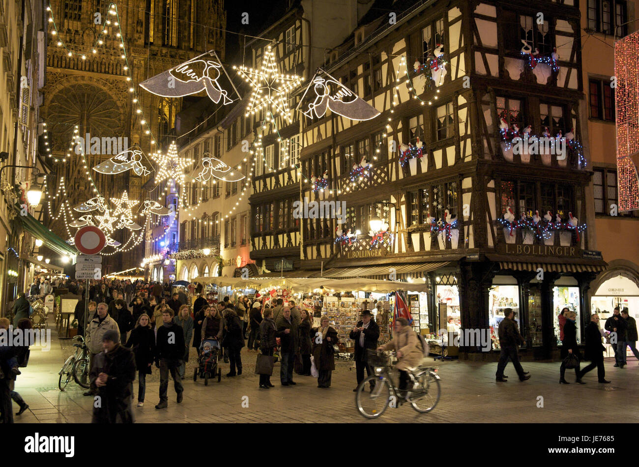 Europe, France, Alsace, Strasbourg, Christmas decoration in the Rue Merciere, Stock Photo