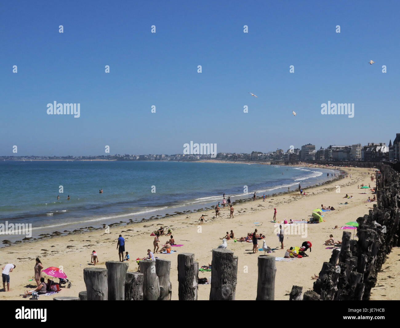 St Malo Brittany The Beach La Grande Plage Du Sillon Stock