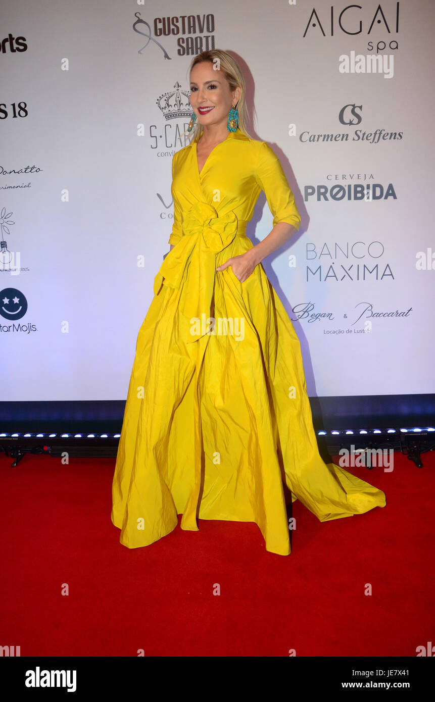 Sao Paulo, Brazil. 22nd June, 2017. Claudia Leitte during a charity auction of the Instituto Neymar Jr. at the Unique Hotel in Jardim Paulista in the south region of São Paulo this Thursday, 22. (PHOTO: EDUARDO MARTINS/BRAZIL PHOTO PRESS) Credit: Brazil Photo Press/Alamy Live News Stock Photo