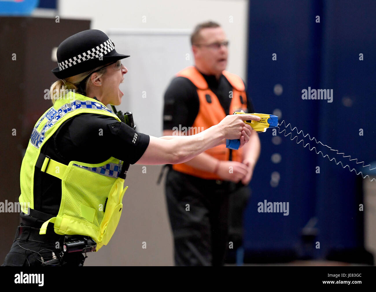 Taser training hi-res stock photography and images - Alamy