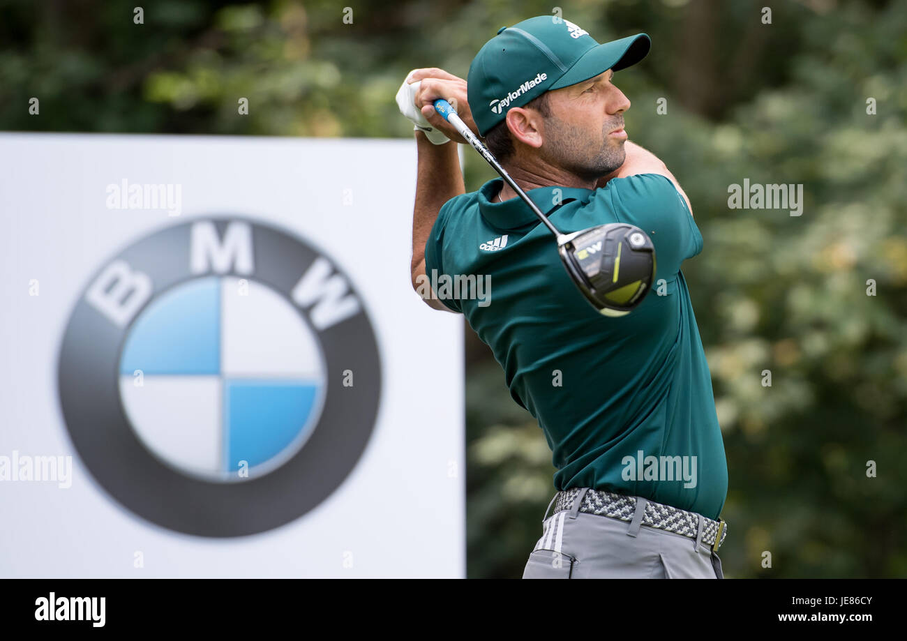 Spanish Golfer Climbs Round Rahm’s Steady Ascent and the Crowded Leaderboard