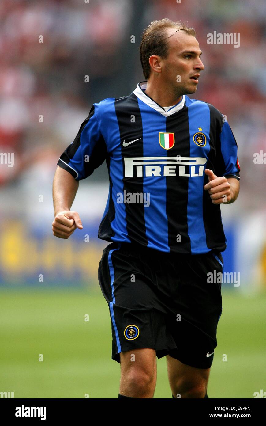 ESTEBAN CAMBIASSO INTER MILAN AMSTERDAM ARENA AMSTERDAM HOLLAND 05 August  2006 Stock Photo - Alamy