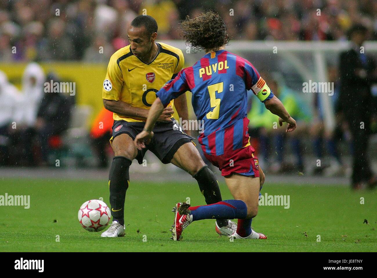 Achetez des affiches de Thierry Henry en ligne - Affiches de