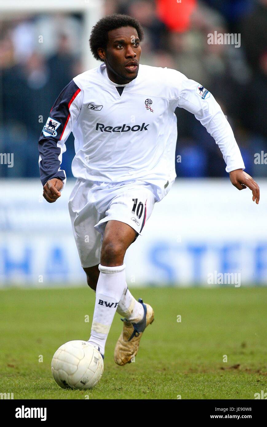 Jay Jay Okocha Bolton Wanderers Fc Reebok Stadium Bolton England 18 February 06 Stock Photo Alamy Jay Jay Okocha Bolton Wanderers Fc Reebok Stadium Bolton England 18 February 06 Stock Photo Alamy