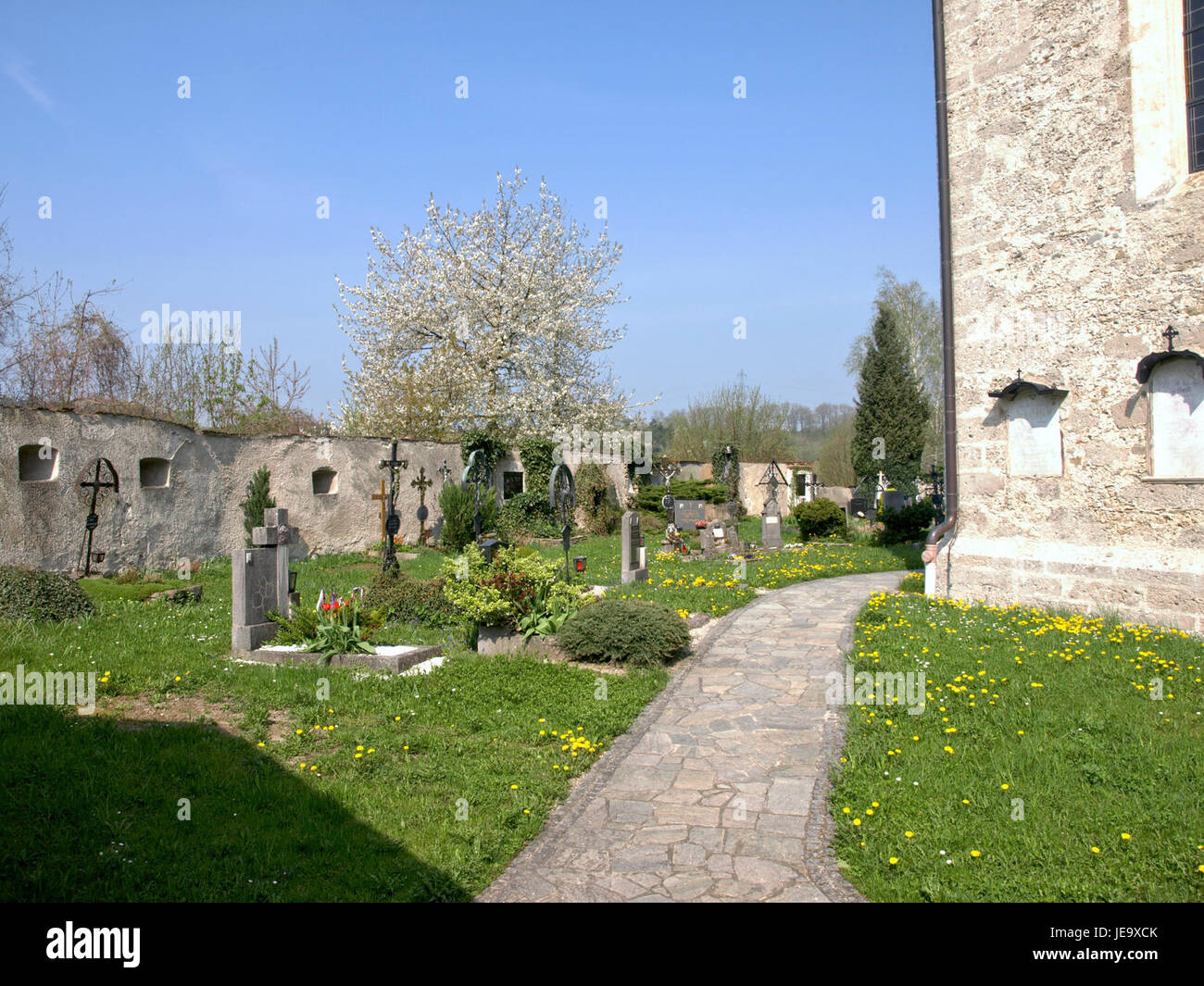 2013.04.24 - Haidershofen - Pfarrkirche hl. Severin und Friedhof - 05 Stock Photo
