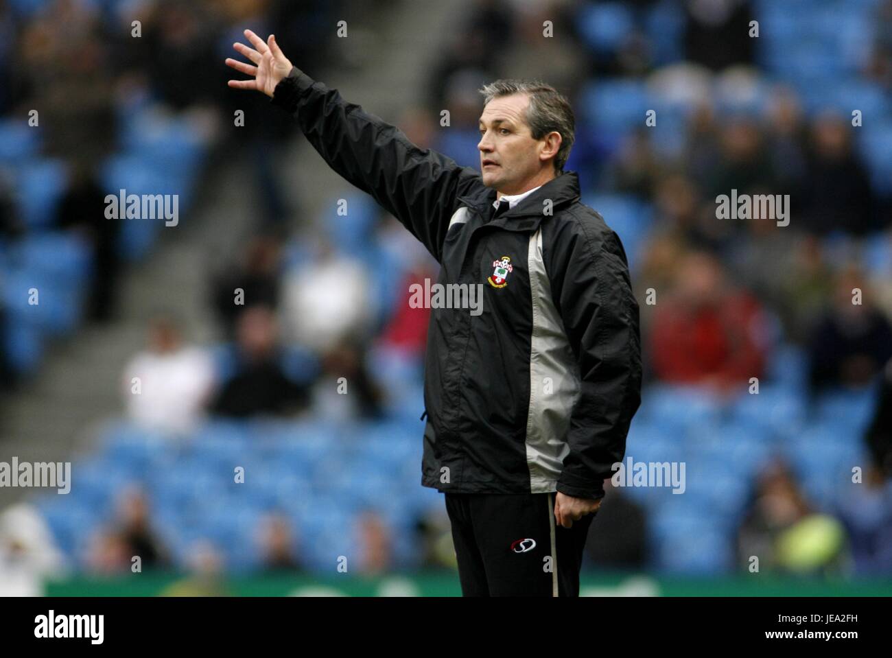 George Burley Southampton manager george burley hi-res stock photography and images ...