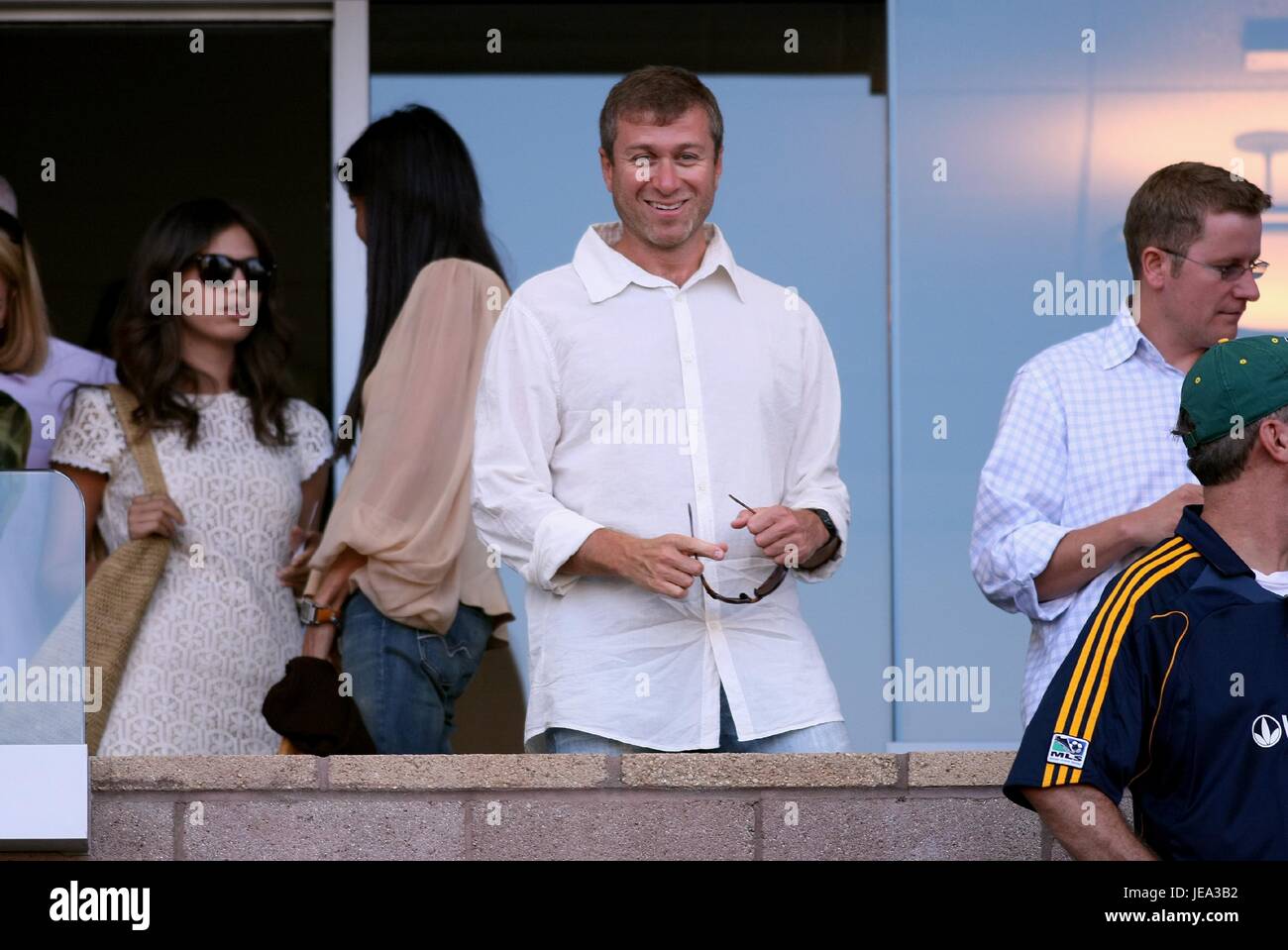 In Order for Chelsea to Return to Glory, Roman Abramovich Must Sack Himself  | News, Scores, Highlights, Stats, and Rumors | Bleacher Report