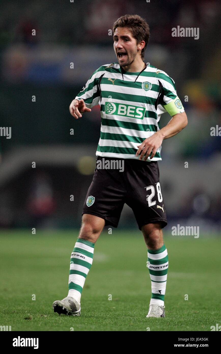 JOAO MOUTINHO SPORTING LISBON JOSE ALVALDE STADIUM LISBON PORTUGAL 07 November 2007 Stock Photo