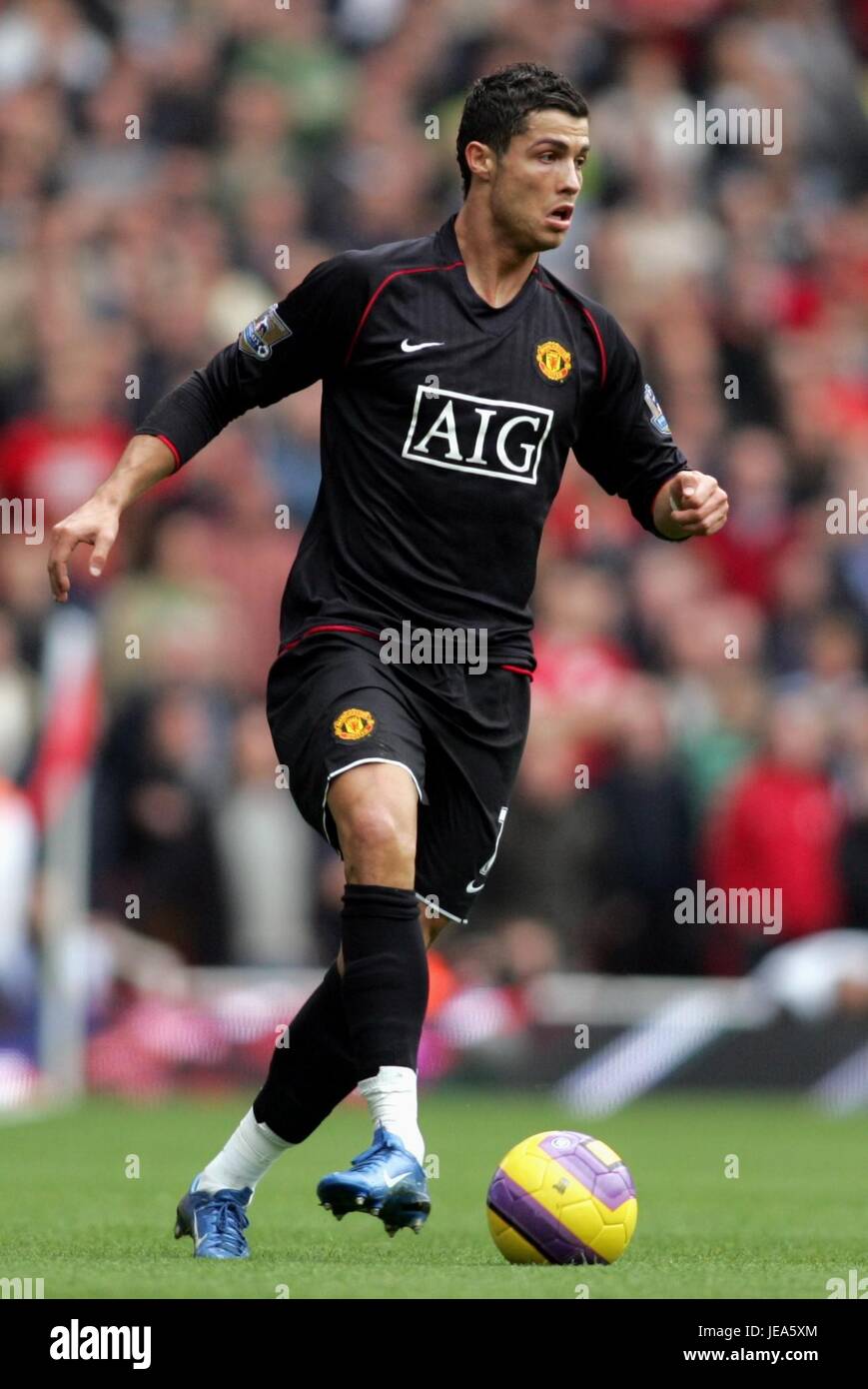 CRISTIANO RONALDO MANCHESTER UNITED FC EMIRATES STADIUM LONDON GREAT  BRITAIN 03 November 2007 Stock Photo - Alamy