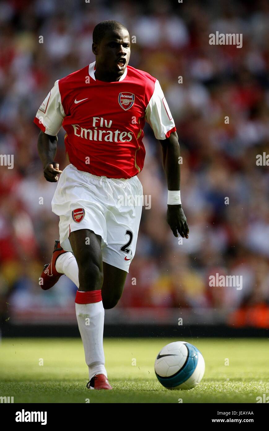 emmanuel-eboue-arsenal-fc-emirates-stadium-london-england-29-july-2007