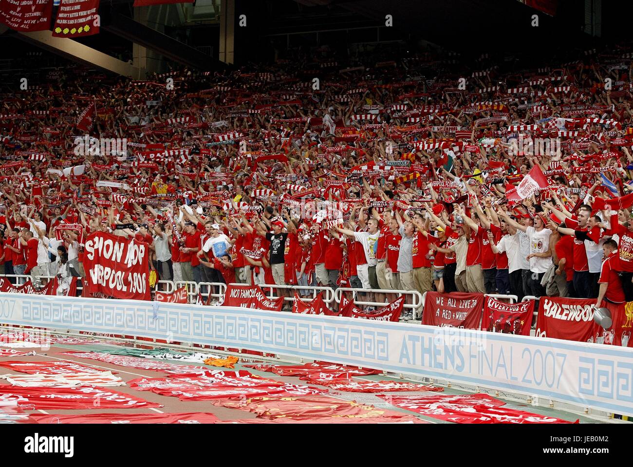 LIVERPOOL FANS AC MILAN V LIVERPOOL OLYMPIC STADIUM ATHENS GREECE 23 May 2007 Stock Photo