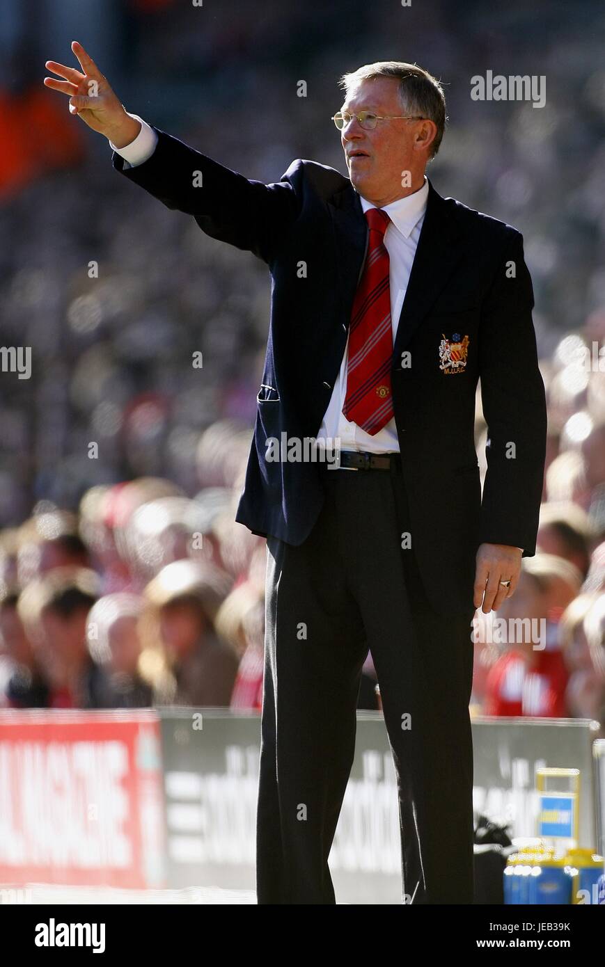 SIR ALEX FERGUSON MANCHESTER UNITED MANAGER ANFIELD
