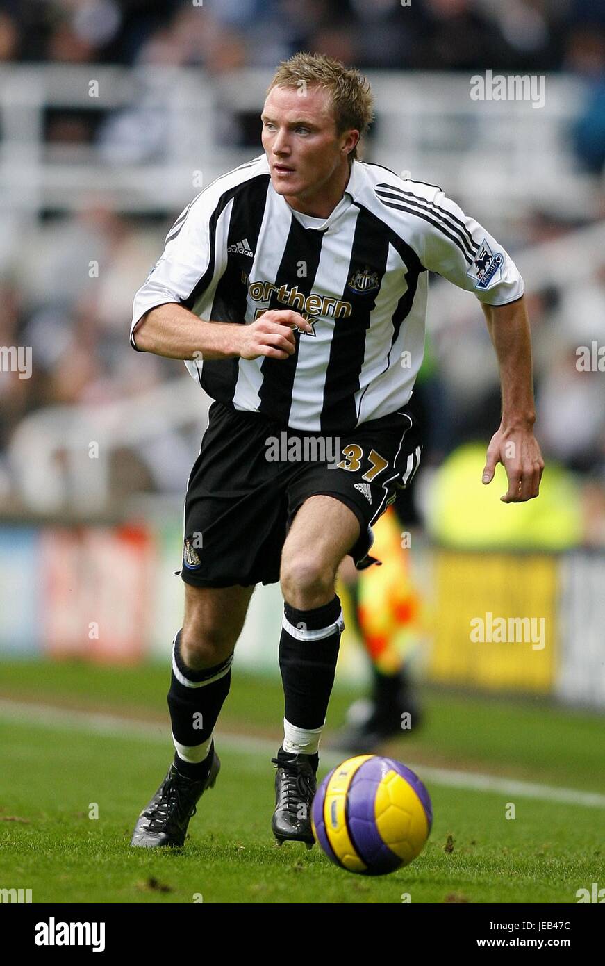 ALAN O'BRIEN NEWCASTLE UNITED FC ST.JAMES PARK NEWCASTLE ENGLAND 20 ...