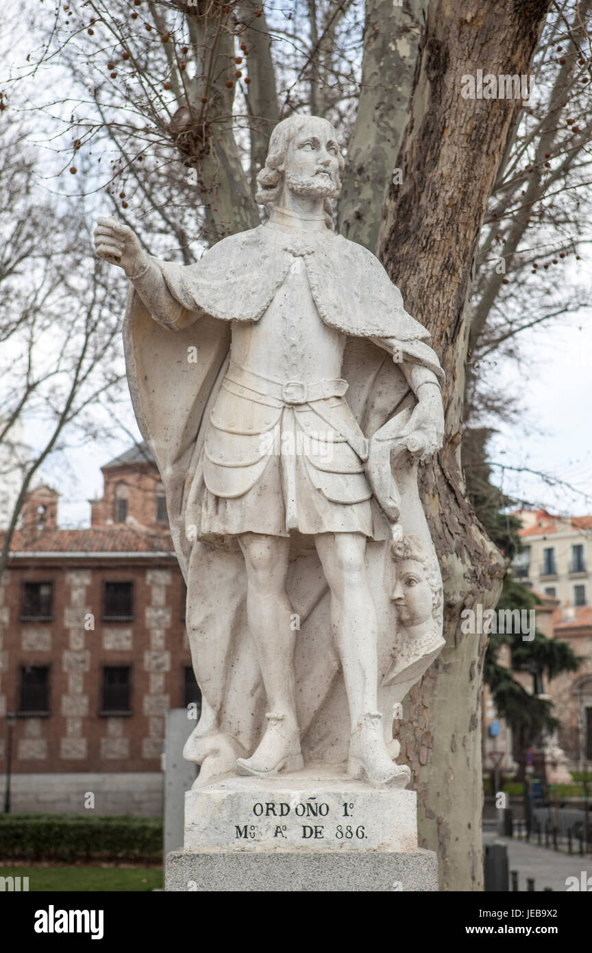 Madrid, Spain - february 26, 2017: Sculpture of Ordono I King at Plaza de Oriente, Madrid. He was was King of Asturias from 850 to 866 Stock Photo