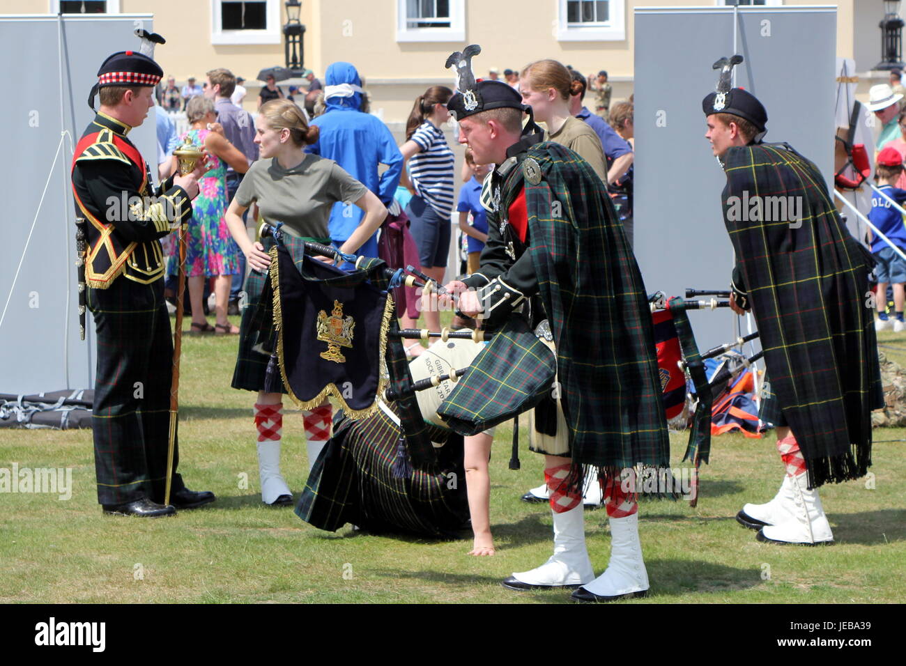 Sandhurst, UK June 18 2017 Members of a bagpipe band preparing to perform Stock Photo Alamy