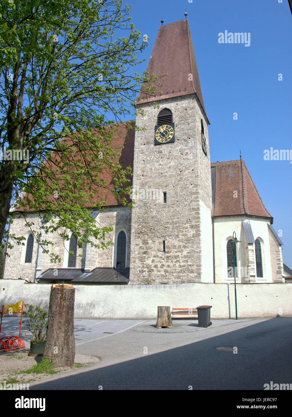 2013.04.24 - Haidershofen - Pfarrkirche hl. Severin und Friedhof - 03 Stock Photo