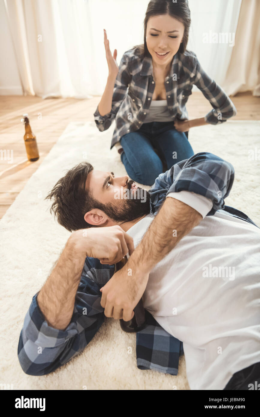 Drunk man arguing hi-res stock photography and images - Alamy