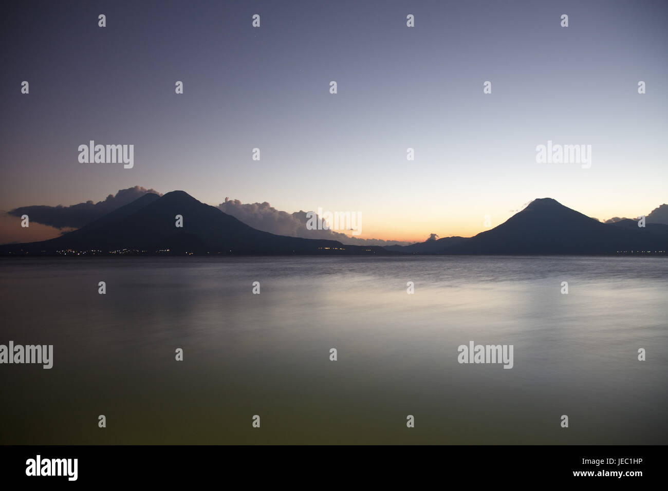 Guatemala, Atitlan lake, volcanoes, sundown Stock Photo Alamy