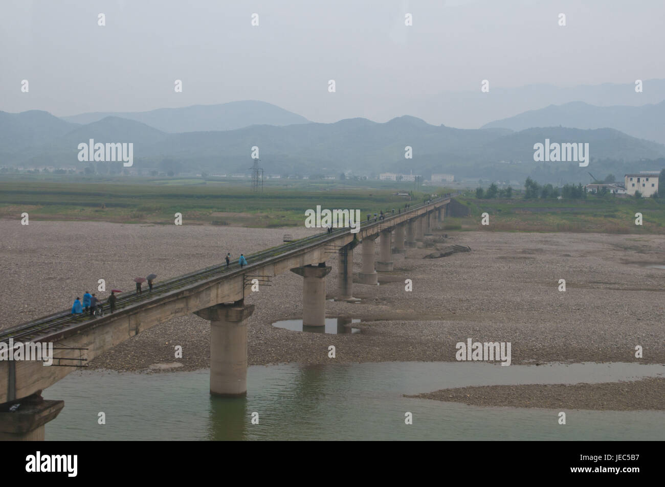 Blank bridges hi-res stock photography and images - Alamy