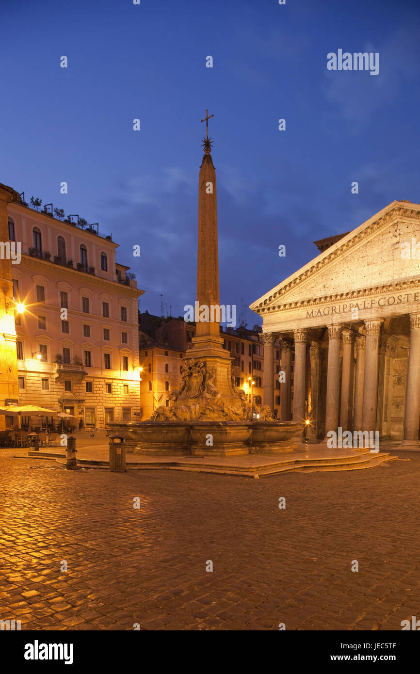 Italy, Rome, Piazza Della Rotonda, well, obelisk, pantheon, in the evening, Stock Photo