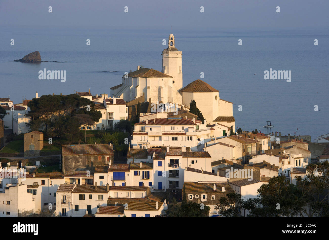 Spain, Catalonia, Cadaques, fishing village, church Santa Maria, Stock Photo