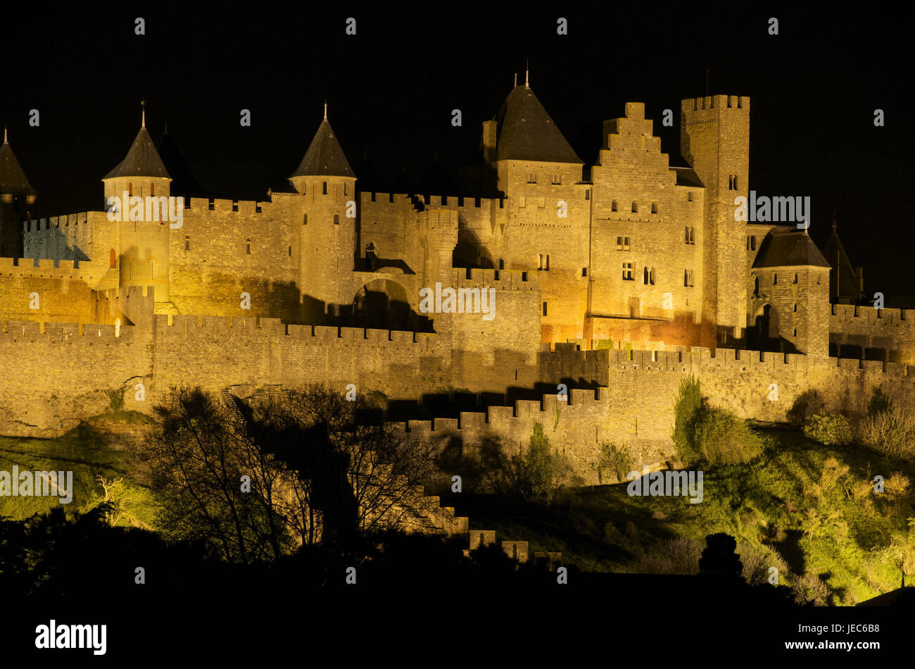 France, region Aude, Carcassonne, fortress attachment at night, illuminateds, Stock Photo