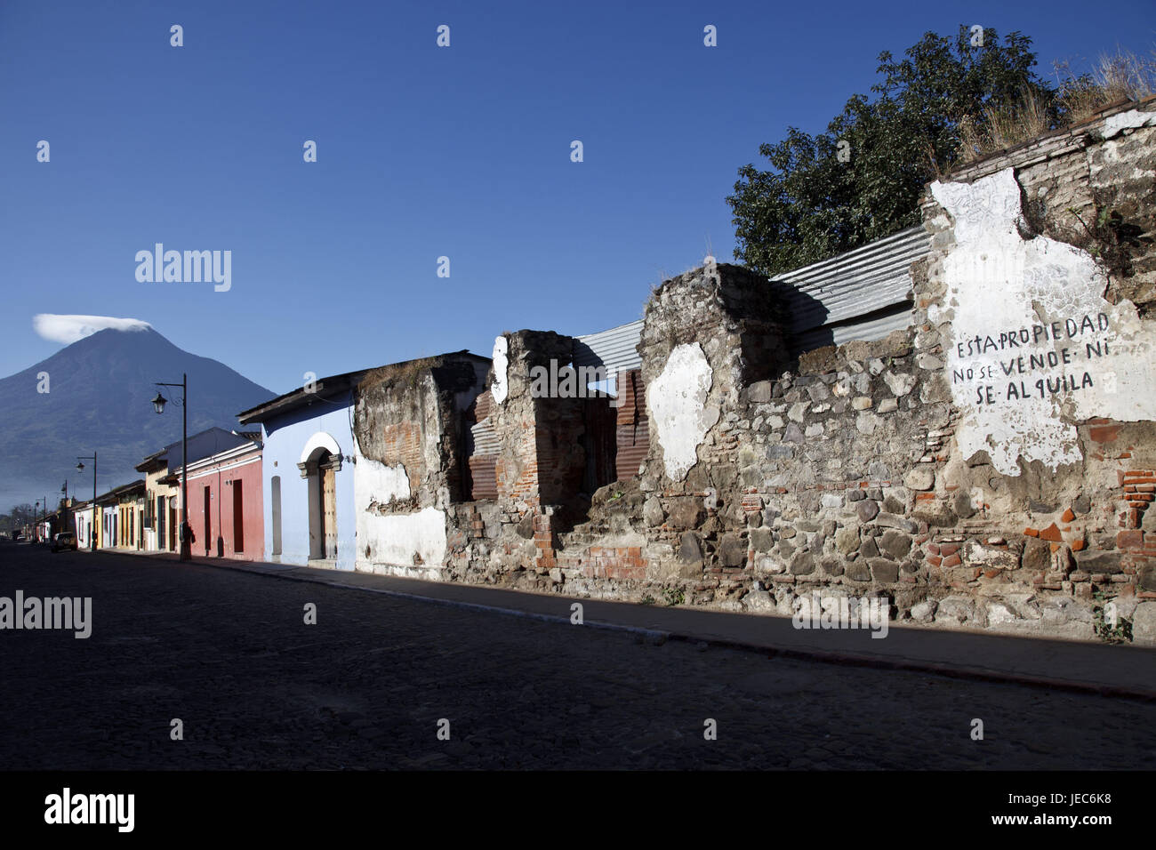 Guatemala, Antigua Guatemala, street, houses, volcano Agua, Stock Photo