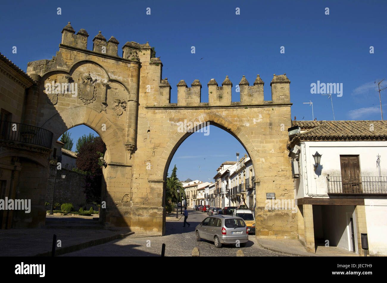 Spain, Andalusia, Baeza, archway of Villa's bar, goal of Jaen, passenger cars, Stock Photo